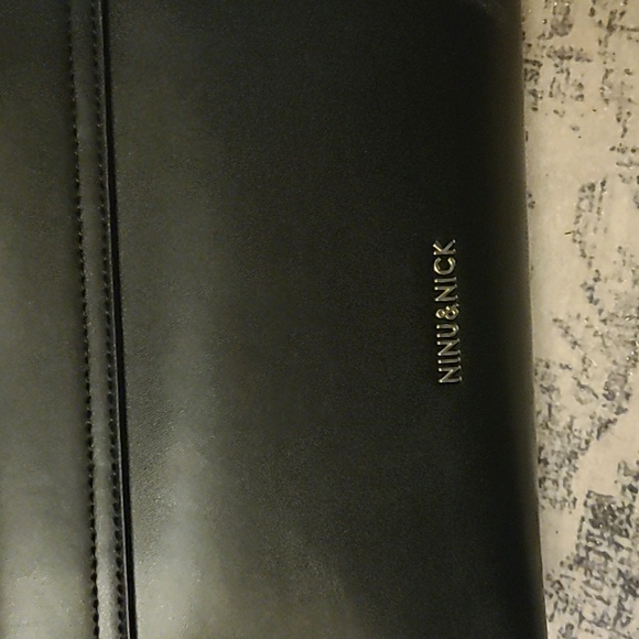 Small Black Handbag Purse Crossbody - Picture 3 of 8